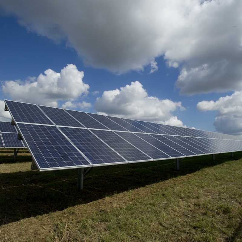 High-Efficiency 580W N-Type TOPCon Solar Panel - image 1